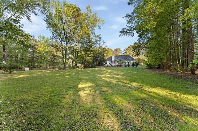 195 Galway Bend, Tyrone, GA 30290
