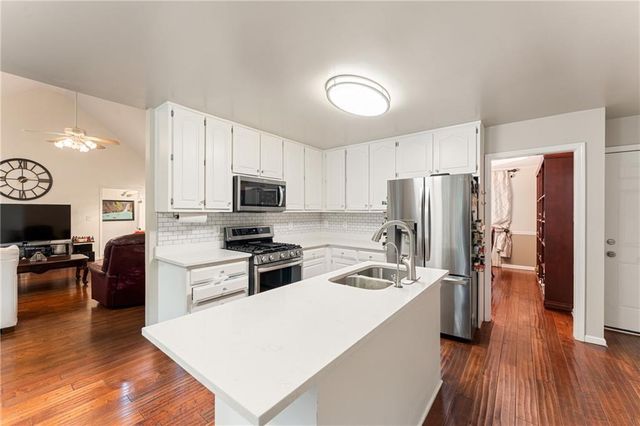 195 Galway Bend, Tyrone, GA 30290