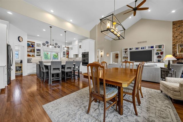711 Owen Ct, Tiffin, IA 52340