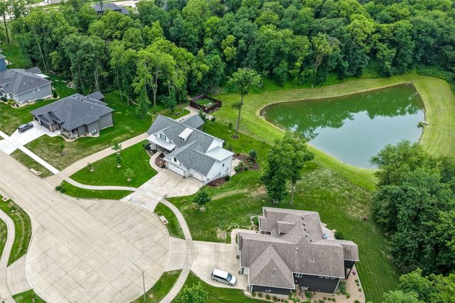 711 Owen Ct, Tiffin, IA 52340