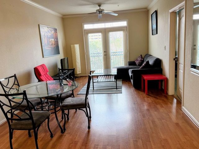 1711 Old Spanish Trail 127, Houston, TX 77054