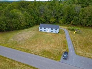 19 Johnson Meadow Rd # And # B, Hampstead, NH 03841