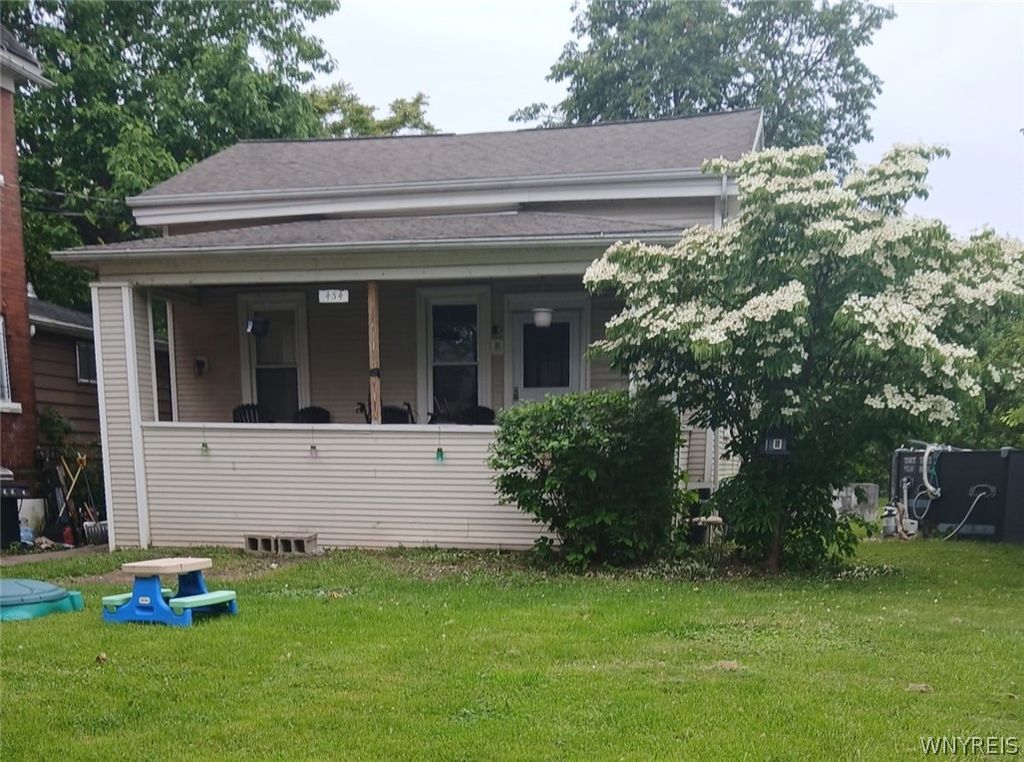 454 18th Street, Niagara Falls, NY 14303