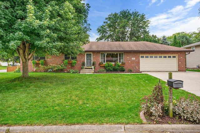 1205 Wexford Drive, Waunakee, WI 53597