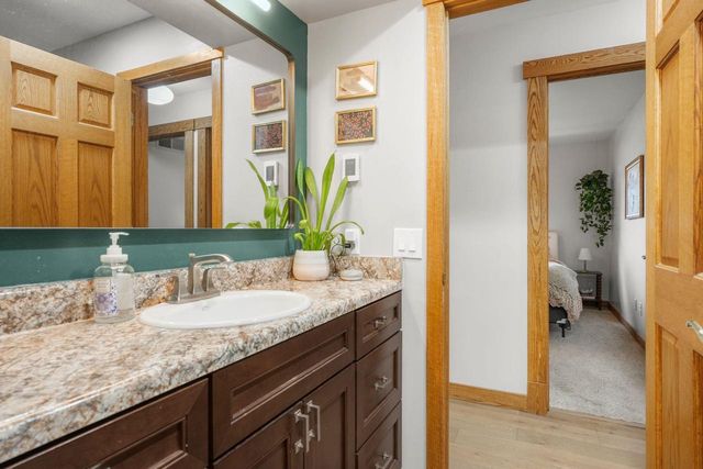 1205 Wexford Drive, Waunakee, WI 53597