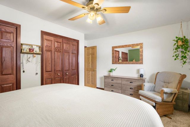 1205 Wexford Drive, Waunakee, WI 53597