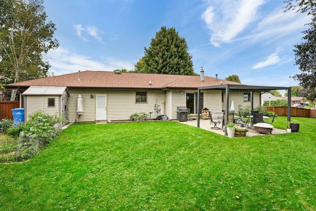 1205 Wexford Drive, Waunakee, WI 53597