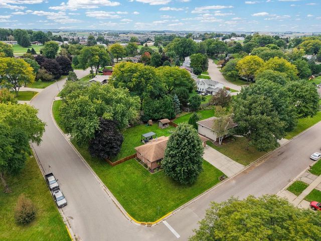 1205 Wexford Drive, Waunakee, WI 53597
