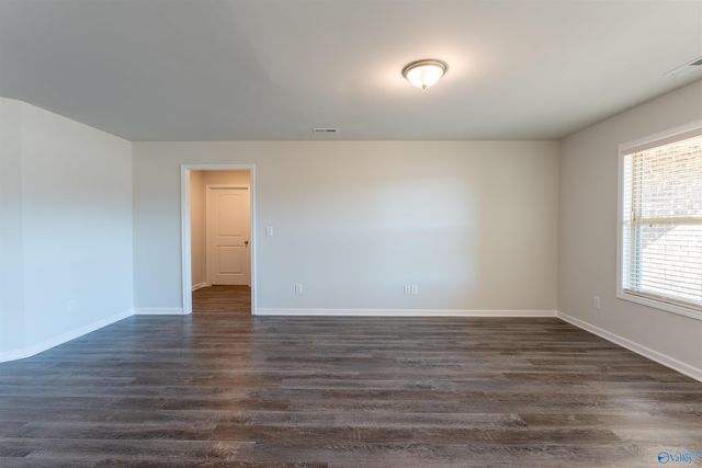 102 Waltrip Drive, Owens Cross Roads, AL 35763
