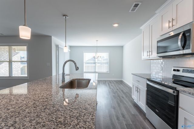 102 Waltrip Drive, Owens Cross Roads, AL 35763