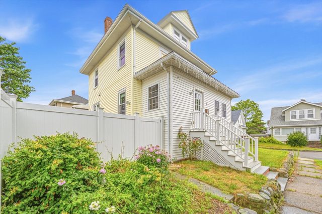 3 Florence St, Quincy, MA 02170