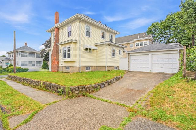 3 Florence St, Quincy, MA 02170