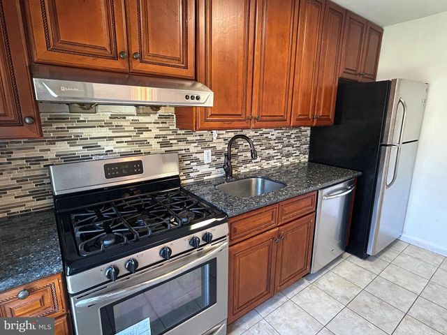 116-C CHERRY PARKE, Cherry Hill, NJ 08002