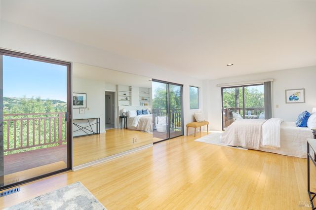 27 OAKWOOD Ct, San Anselmo, CA 94960