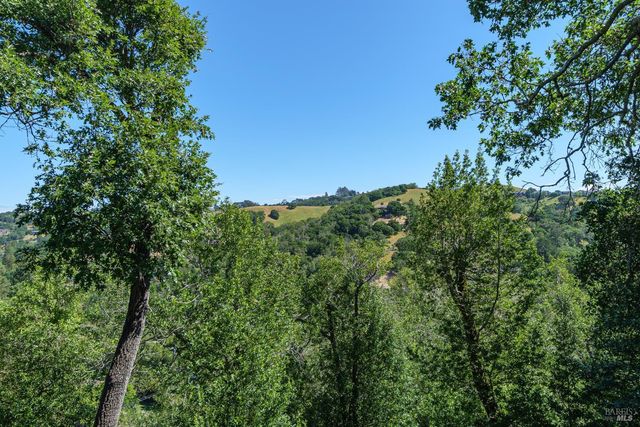 27 OAKWOOD Ct, San Anselmo, CA 94960
