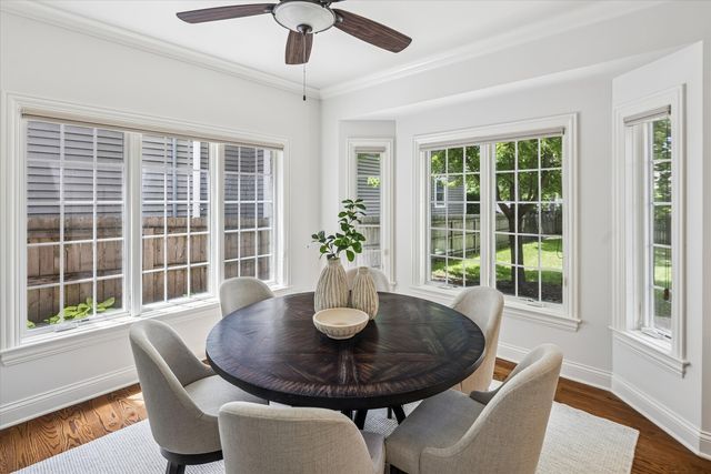 639 N Wright Street, Naperville, IL 60563
