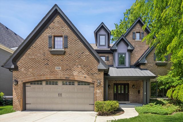 639 N Wright Street, Naperville, IL 60563