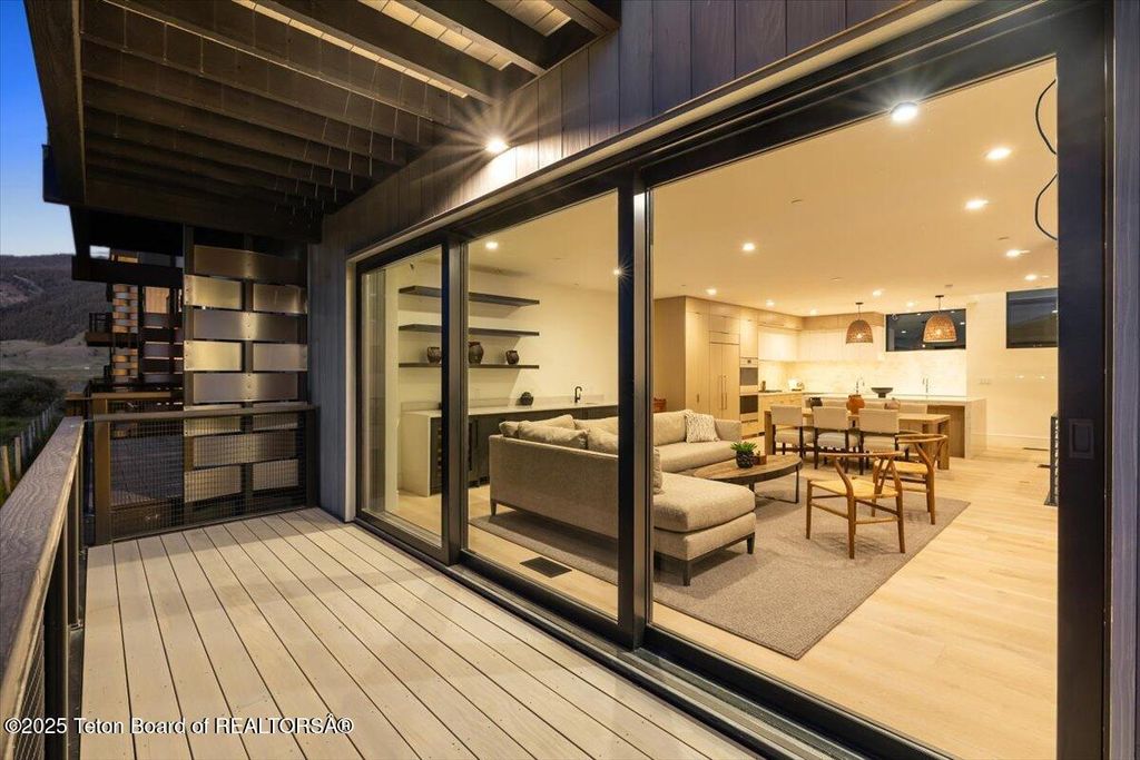 420 HIDDEN HOLLOW Drive, Jackson, WY 83001 photo 14