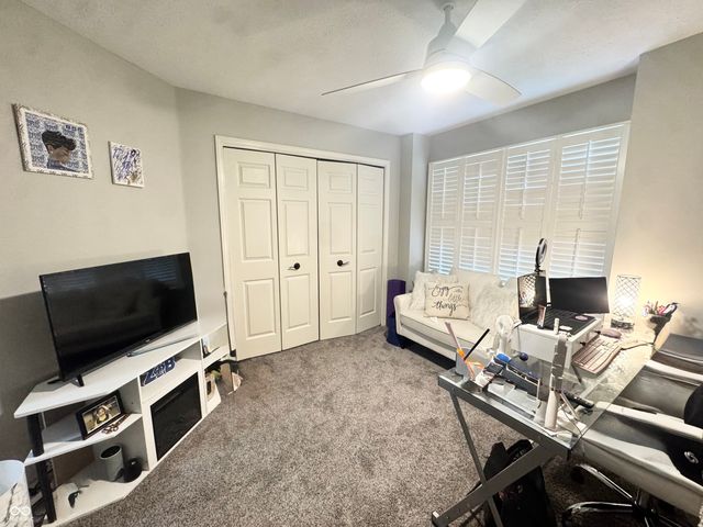 5417 Nighthawk Drive, Indianapolis, IN 46254