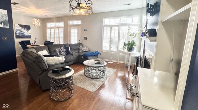 5417 Nighthawk Drive, Indianapolis, IN 46254