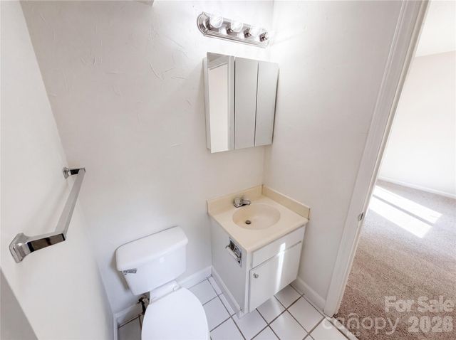 2020 Stoney Point Lane, Charlotte, NC 28210