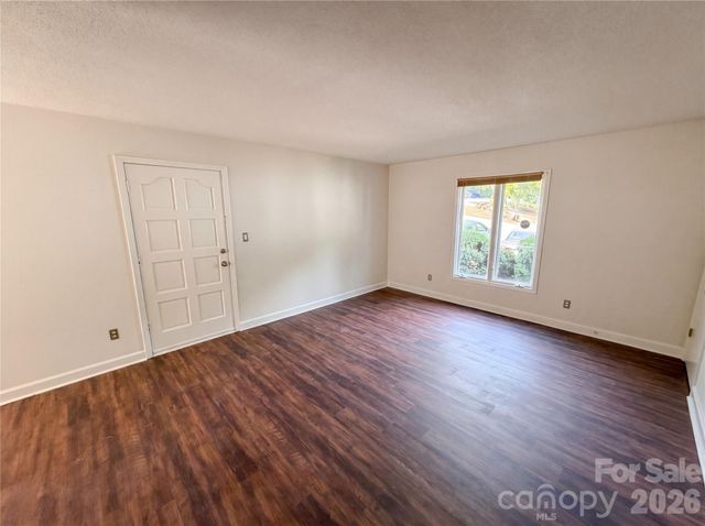 2020 Stoney Point Lane, Charlotte, NC 28210