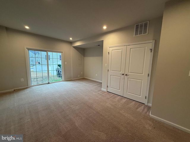 505 ROLLING VALLEY DR, Fredericksburg, VA 22405