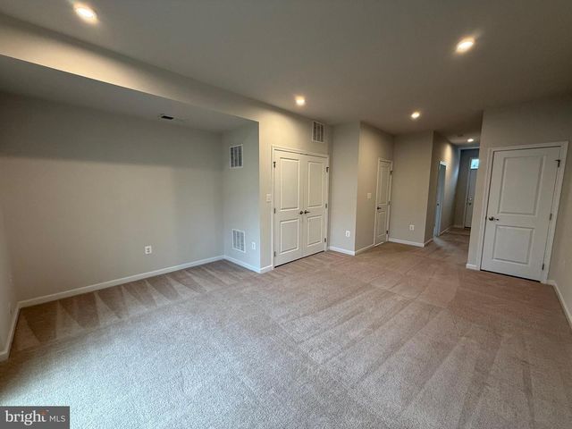 505 ROLLING VALLEY DR, Fredericksburg, VA 22405