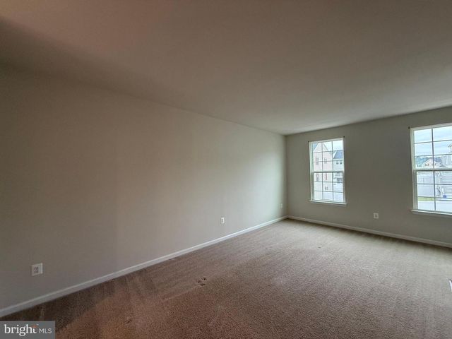 505 ROLLING VALLEY DR, Fredericksburg, VA 22405