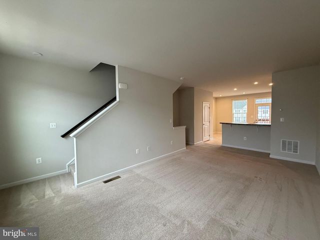 505 ROLLING VALLEY DR, Fredericksburg, VA 22405