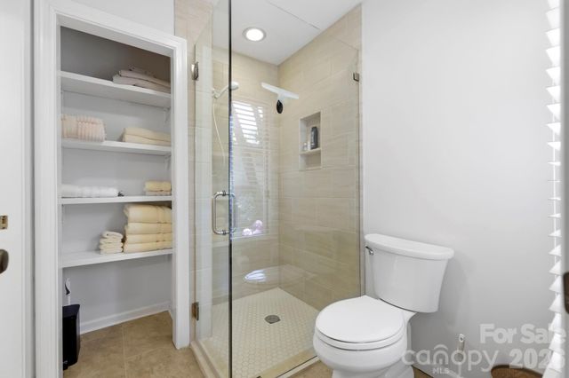 3509 Mountain Top Way, Hendersonville, NC 28739