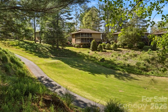 3509 Mountain Top Way, Hendersonville, NC 28739