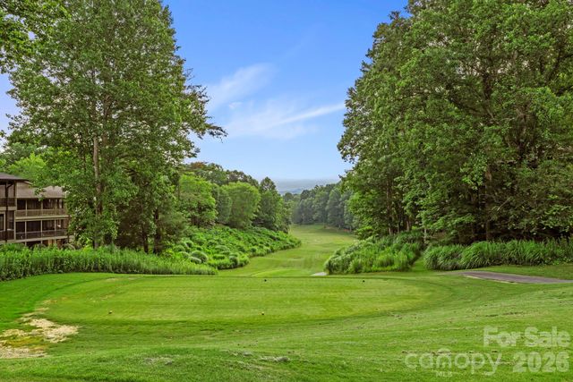 3509 Mountain Top Way, Hendersonville, NC 28739