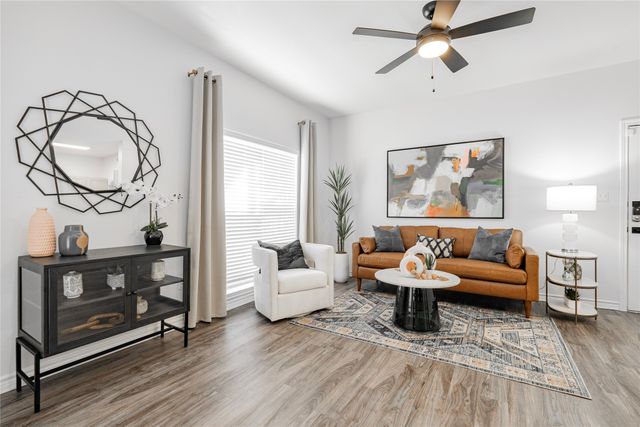 1600 N 9th Street A1R, Midlothian, TX 76065