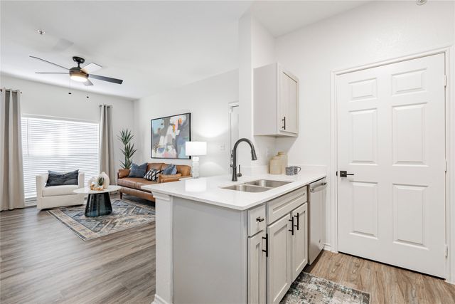 1600 N 9th Street A1R, Midlothian, TX 76065