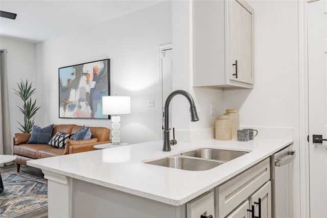 1600 N 9th Street A1R, Midlothian, TX 76065