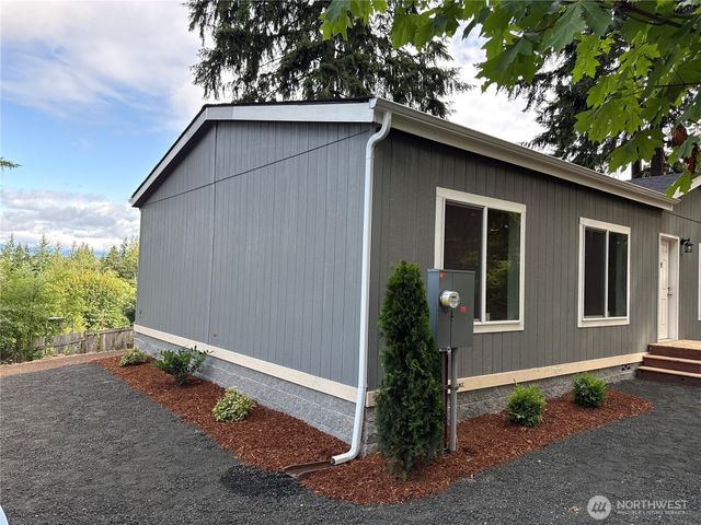 31 NE Sail Loft Court, Belfair, WA 98528