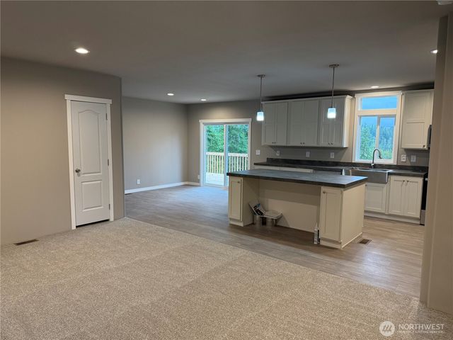 31 NE Sail Loft Court, Belfair, WA 98528