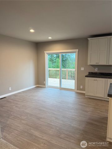 31 NE Sail Loft Court, Belfair, WA 98528