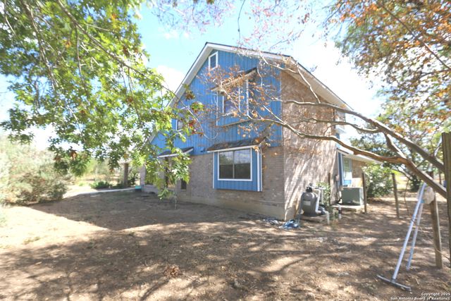 1920 Fm 477, Seguin, TX 78155