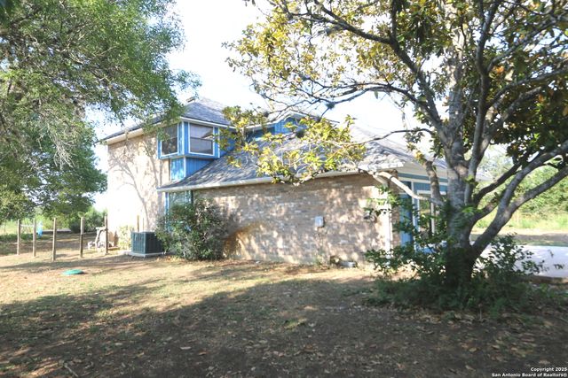 1920 Fm 477, Seguin, TX 78155