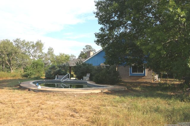 1920 Fm 477, Seguin, TX 78155