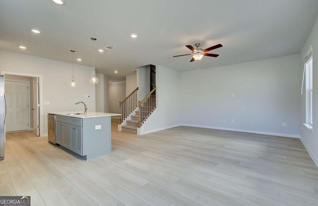 8110 Tiger Way, Riverdale, GA 30296