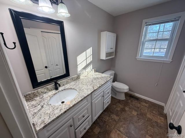 1113 Tartan Lane, Commerce Charter Township, MI 48390