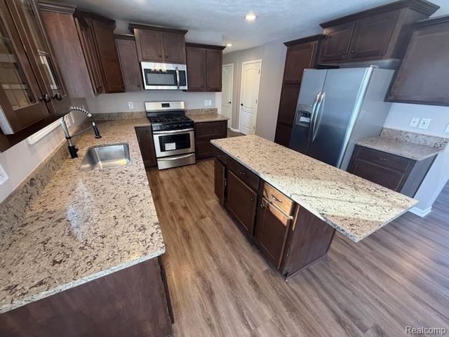 1113 Tartan Lane, Commerce Charter Township, MI 48390