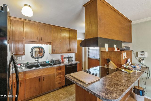 6537 N 41ST Drive, Phoenix, AZ 85019