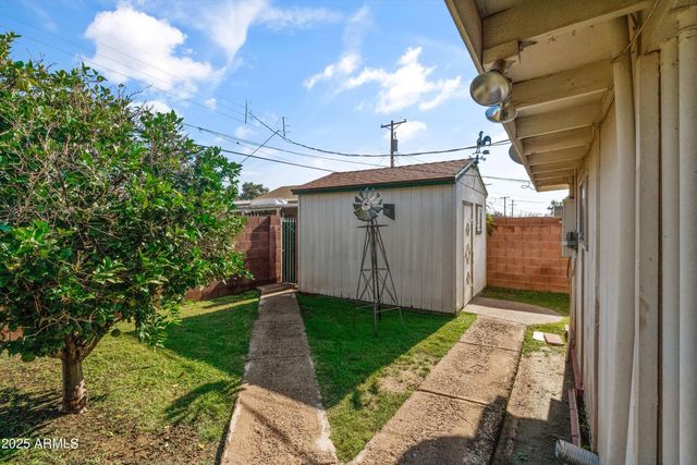 6537 N 41ST Drive, Phoenix, AZ 85019