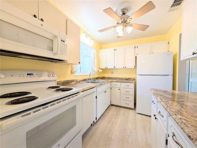 1830 SUNNY DRIVE D31, Bradenton, FL 34207