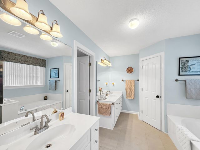 3020 Trotters Club Way, Summerville, SC 29483