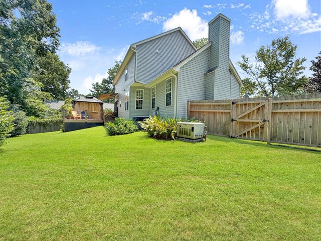 3020 Trotters Club Way, Summerville, SC 29483